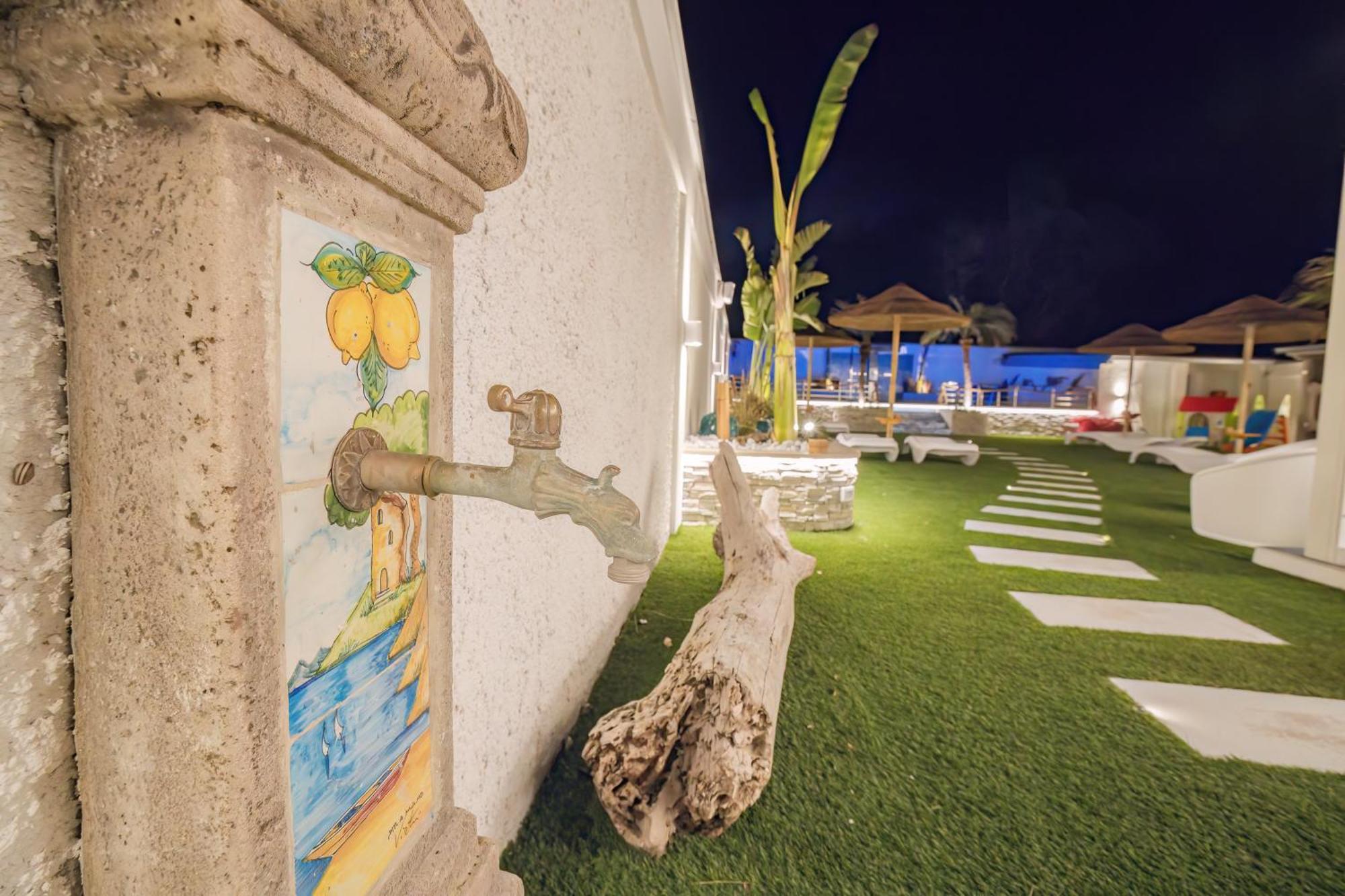 Etoiles Luxury Guest House Resort Palmi Exterior photo